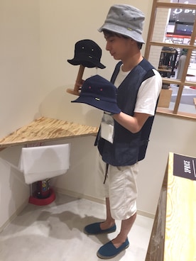 「RAGEBLUE（レイジブルー）のアイテム（スリッポン）」を使った、14+ イオンSENRITO専門館店 スタッフさん（メンズ・169cm）の夏コーディネート