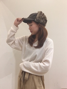 「flower（フラワー）のアイテム」を使った、14+ イオンSENRITO専門館店 スタッフさん（レディース・160cm）の秋コーディネート