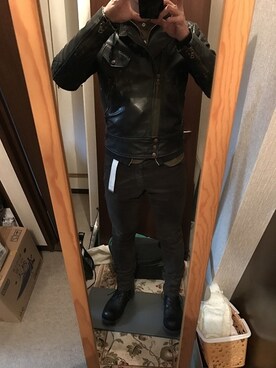 「ノーカラーシャツ」｜「アイテム（ライダースジャケット）」を使った、さくさくさん（メンズ・169cm）の冬コーディネート