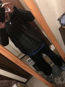「hatra（ハトラ）のアイテム（パンツ）」を使った、さくさくさん（メンズ・169cm）の冬コーディネート