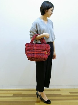 「アイテム（トートバッグ、オレンジ系）」を使った、ROOTOTE  STAFFさん（レディース・160cm）の冬コーディネート