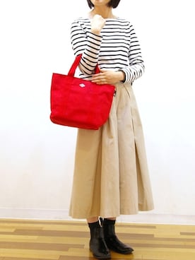 「革靴」｜「アイテム（トートバッグ）」を使った、ROOTOTE  STAFFさん（レディース・160cm）の秋コーディネート