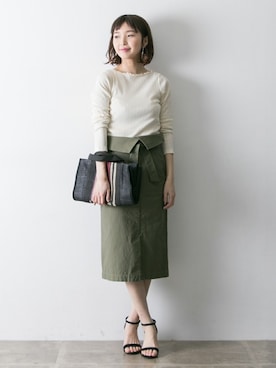 「URBAN RESEARCH（アーバンリサーチ）のウエスト折り返しスカート（スカート、グリーン系）」を使った、hanamiさん（レディース・157cm）の春コーディネート