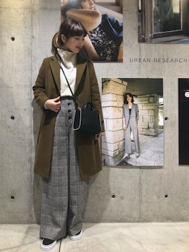 「URBAN RESEARCH（アーバンリサーチ）のアイテム（チェスターコート）」を使った、hanamiさん（レディース・157cm）の秋コーディネート