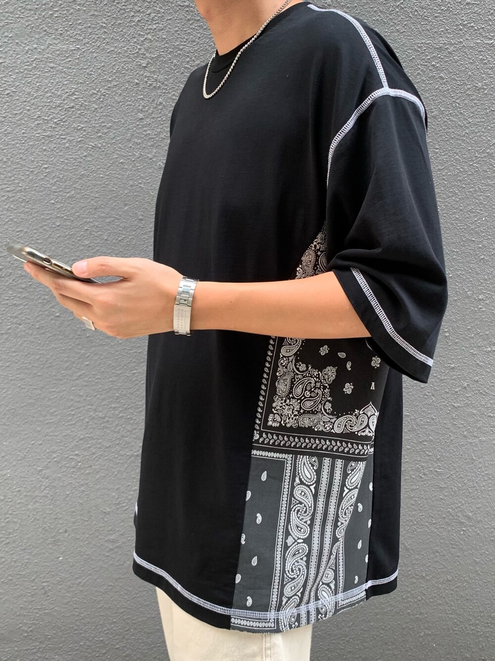 「夏、ootd、bandana、夏コーデ、今日の服、今日のコーデ、FIVE CM、Maison Margiela、A.P.C.」｜「FIVE CMのアイテム（Tシャツ/カットソー、ブラック系）」を使った、avlsn5さん（メンズ・180cm）の春コーディネートの1枚目の写真
