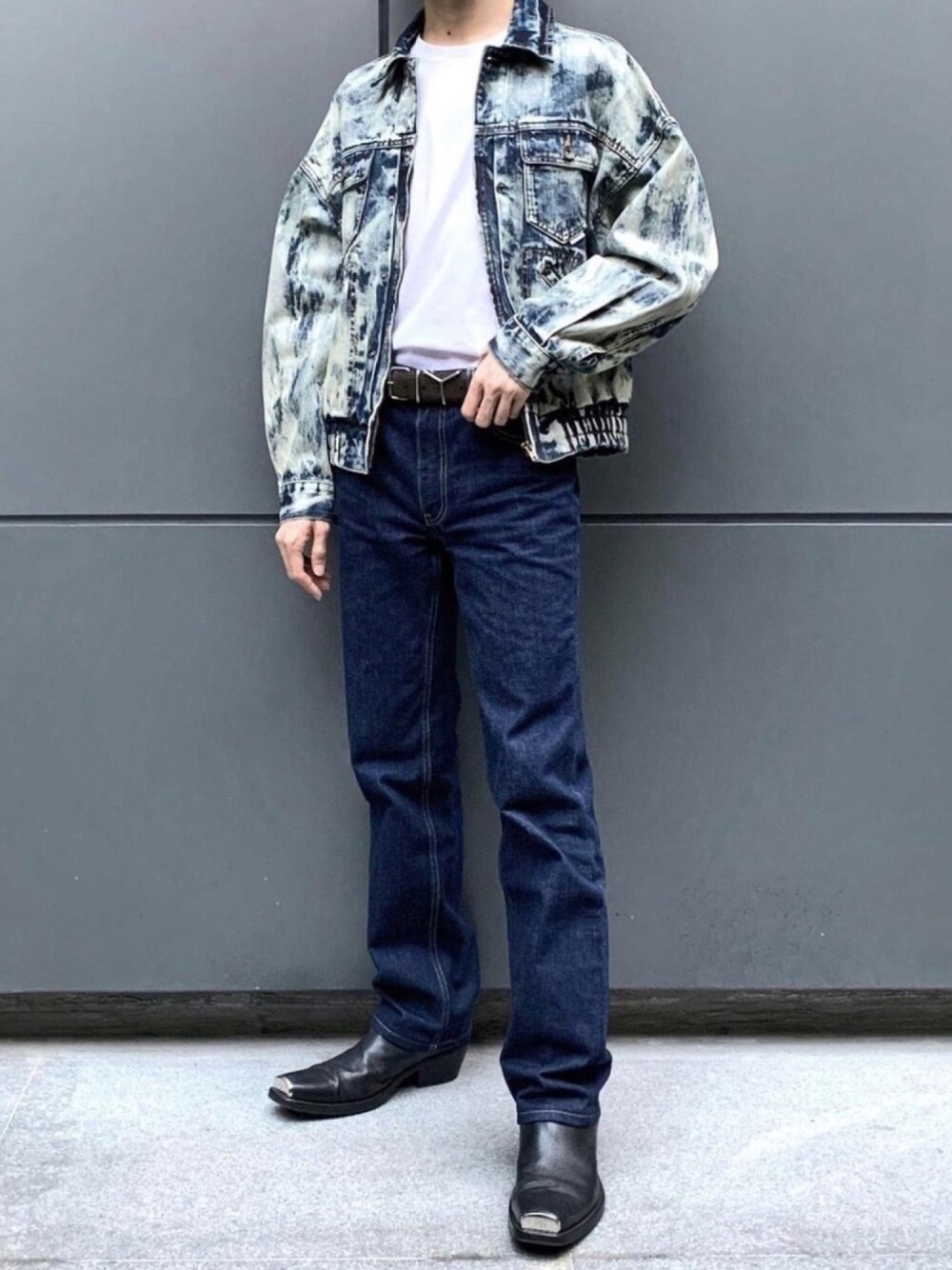 「ootd、denim、Cowboy、RAF SIMONS、205w39nyc、yproject、FIVE CM、今日のコーデ、今日の服」｜「Calvin Klein Jeansのアイテム（デニムパンツ、ブルー系）」を使った、avlsn5さん（メンズ・180cm）の春コーディネートの1枚目の写真