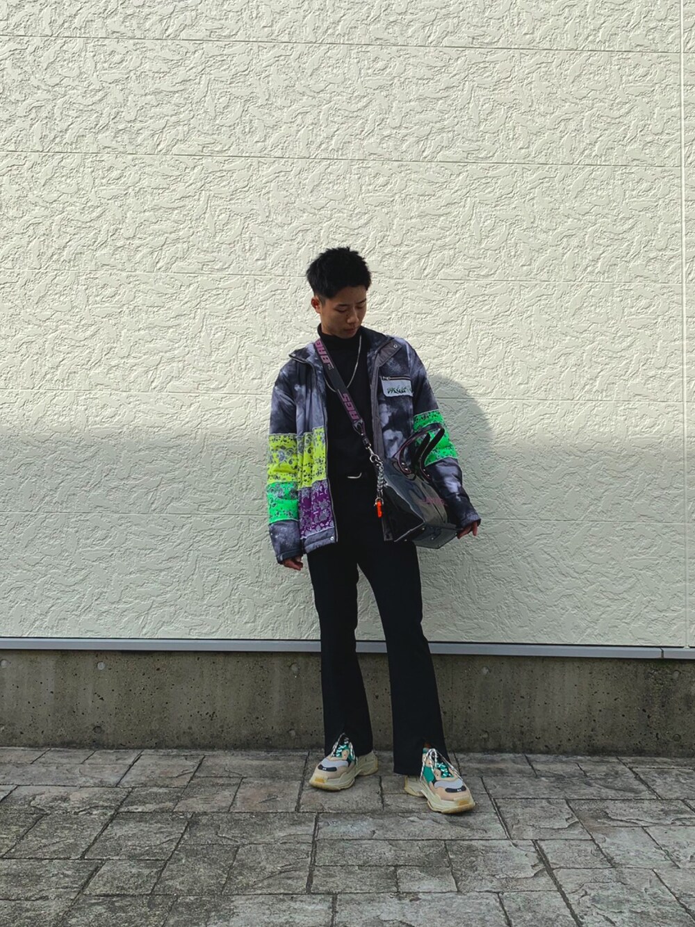 「BALENCIAGA、HARE、salute」｜「saluteのアイテム（ダウンジャケット/コート、その他）」を使った、いのりょさん（メンズ・180cm）の冬コーディネートの1枚目の写真