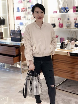 「COCO DEAL（ココディール）のアイテム（ナイロンジャケット）」を使った、Gigi Cheung さん（レディース・163cm）の夏コーディネート