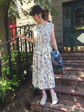 「リバーシブル」｜「アイテム（デニムジャケット）」を使った、北澤 希世子さん（レディース・165cm）の夏コーディネート