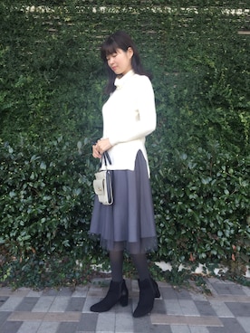 「スリット」｜「アイテム（ブーティ）」を使った、北澤 希世子さん（レディース・165cm）の秋コーディネート
