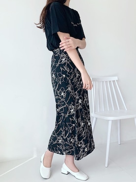 「ISOOK（アイスー）のアイテム（スカート）」を使った、ISOOKさん（レディース・166cm）の春コーディネート
