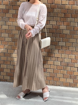 「ISOOK（アイスー）のアイテム（スカート）」を使った、ISOOKさん（レディース・168cm）の春コーディネート