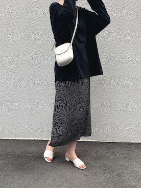 「ISOOK（アイスー）のアイテム（スカート）」を使った、ISOOKさん（レディース・166cm）の春コーディネート