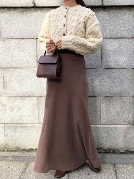 「ISOOK（アイスー）のアイテム（スカート）」を使った、ISOOKさん（レディース・167cm）の冬コーディネート