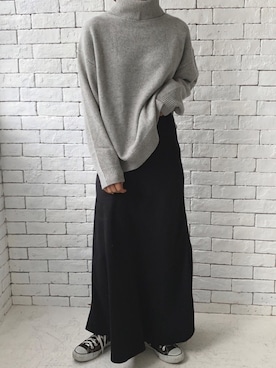 「ISOOK（アイスー）のアイテム（スカート）」を使った、ISOOKさん（レディース・167cm）の冬コーディネート