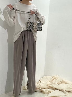「ISOOK（アイスー）のアイテム（パンツ）」を使った、ISOOKさん（レディース・167cm）の春コーディネート
