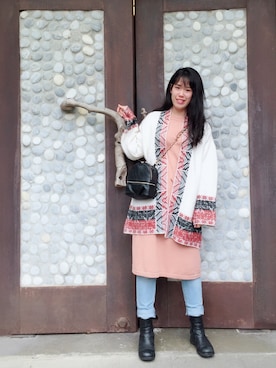 「H&M（エイチ・アンド・エム）のアイテム（ピーコート）」を使った、Yommi Chen🇹🇼さん（レディース・167cm）の冬コーディネート