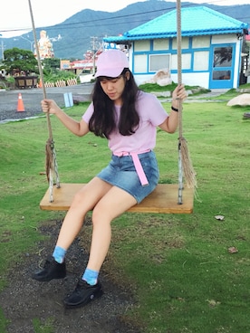 「アイテム（サンバイザー、ピンク系）」を使った、Yommi Chen🇹🇼さん（レディース・167cm）の夏コーディネート