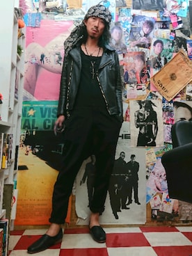 「バンダナ」｜「アイテム（ライダースジャケット）」を使った、みーやさん（メンズ・181cm）の秋コーディネート