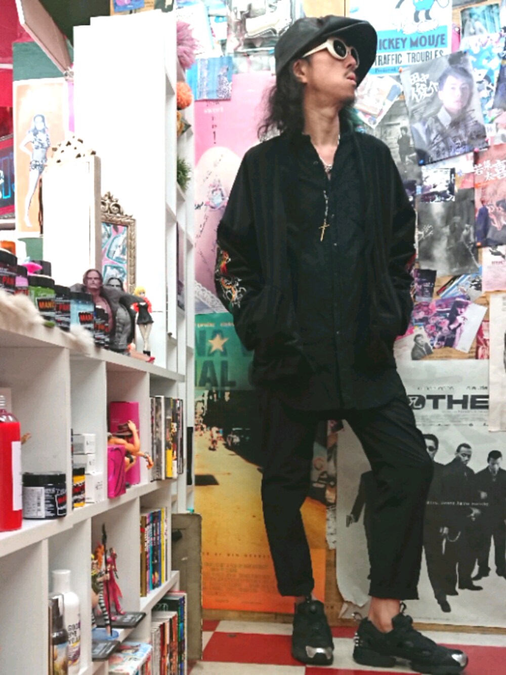 「ゆるコーデ、きもの、RUDE GALLERY、キャスケット、レザー」｜「RUDE GALLERYのアイテム（ノーカラージャケット、ブラック系）」を使った、みーやさん（メンズ・181cm）の秋コーディネートの1枚目の写真