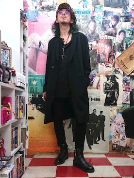 「RUDE GALLERY（ルードギャラリー）のアイテム（トレンチコート）」を使った、みーやさん（メンズ・181cm）の冬コーディネート
