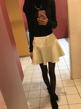「DaTuRA（ダチュラ）のアイテム（Skirt、ホワイト系）」を使った、ゆきさん（レディース・154cm）の冬コーディネート