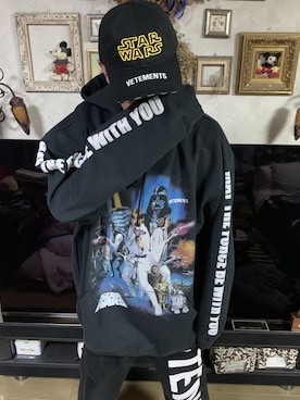 「vetements」｜「アイテム（キャップ）」を使った、ゔゃーさん（メンズ・174cm）の冬コーディネート