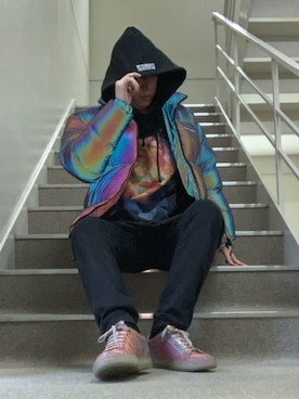 「Yeezy（イージー）のアイテム（パンツ）」を使った、ゔゃーさん（メンズ・174cm）の冬コーディネート