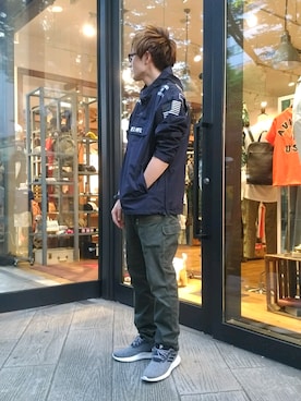 「AVIREX（アヴィレックス）のアイテム（マウンテンパーカー）」を使った、kazuさん（メンズ・180cm）の夏コーディネート