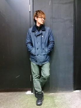 「AVIREX（アヴィレックス）のアイテム（ステンカラーコート）」を使った、kazuさん（メンズ・180cm）の冬コーディネート