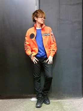 「アイテム（ミリタリージャケット、オレンジ系）」を使った、kazuさん（メンズ・180cm）の冬コーディネート