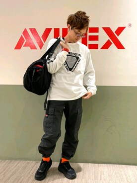 AVIREX 仙台｜kazu使用「AVIREX（フューチャーコマンド トライアングルＴシャツ/L/S AFC TRIANGLE T-SHIRT）」的時尚穿搭