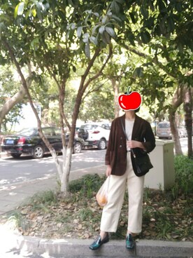 「アイテム（ローファー、グリーン系）」を使った、韦水番さん（レディース・159cm）の春コーディネート