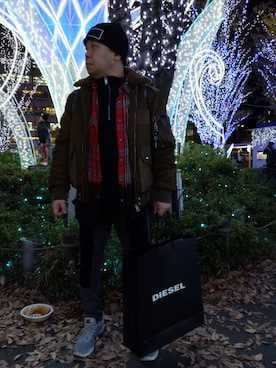 「DIESEL（ディーゼル）のアイテム（MA-1）」を使った、とっくんさん（メンズ・170cm）の秋コーディネート