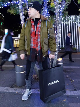 「DIESEL（ディーゼル）のアイテム（MA-1）」を使った、とっくんさん（メンズ・170cm）の冬コーディネート