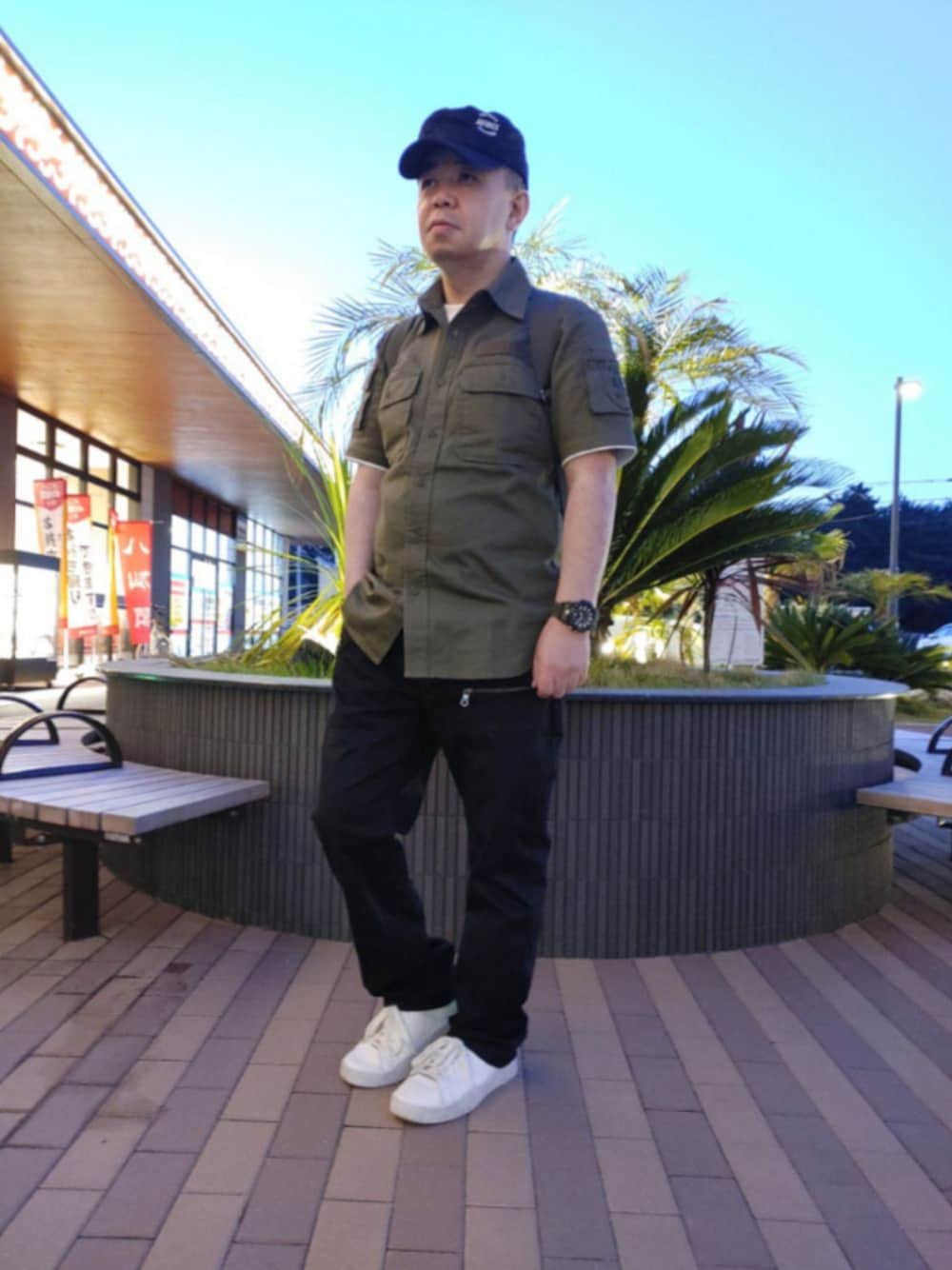 「AVIREX、ミリタリーコーデ、カーゴパンツ、休日スタイル、お洒落さんと繋がりたい、いいね！返し、いいね!お気に入りフォルダーインフォローお願いします、ワークキャップ」｜「別ショット②の別ショット②（シャツ/ブラウス、グリーン系）」を使った、とっくんさん（メンズ・170cm）の春コーディネートの1枚目の写真
