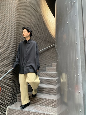 「アイテム（チノパンツ）」を使った、Akira Hamadaさん（メンズ・175cm）の冬コーディネート