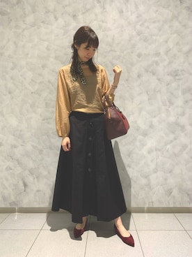 「スエードシューズ」｜「アイテム（パンプス）」を使った、HIMIKO　有楽町マルイ店さん（レディース・163cm）の秋コーディネート