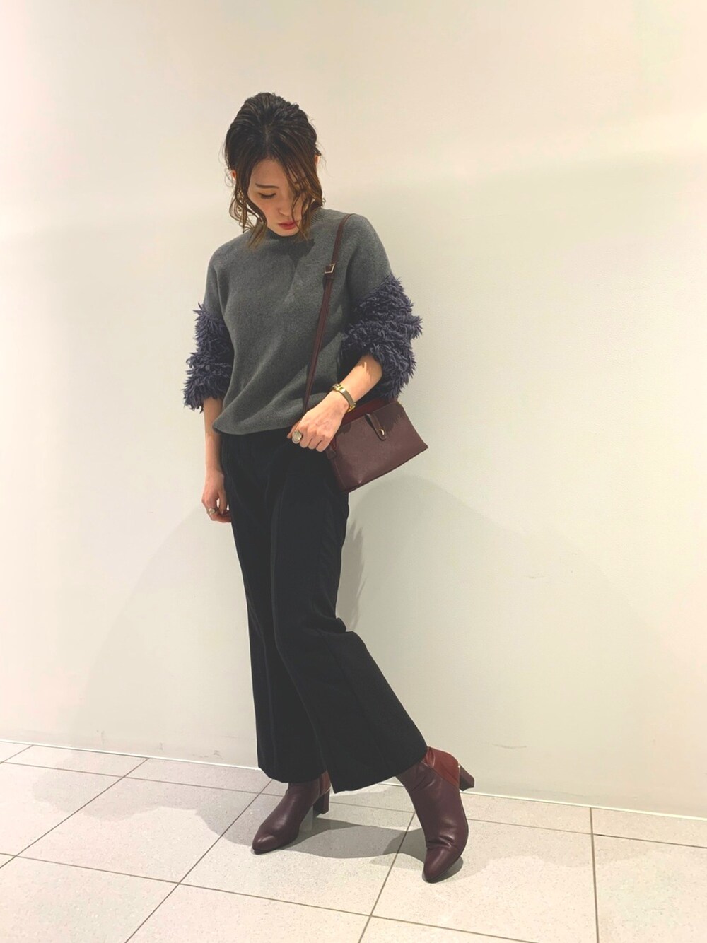 HIMIKO 有楽町マルイ店(卑弥呼 Online Shop)｜water massageのブーツを  