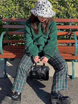 「アイテム（ボストンバッグ）」を使った、meimei0127さん（レディース・156cm・10代）の秋コーディネート