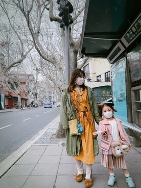 「mini（ミニ）のアイテム」を使った、ALULAさん（キッズ・100cm）の春コーディネート