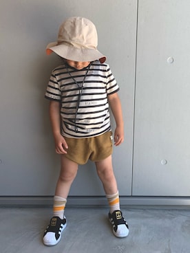 「Mini Rodini（ミニロディーニ）のアイテム（トップス）」を使った、teppeiiiさん（キッズ・110cm）の春コーディネート