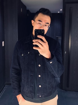 「A&F（エーアンドエフ）のアイテム（トップス）」を使った、Wish Zhanさん（メンズ・179cm）の秋コーディネート