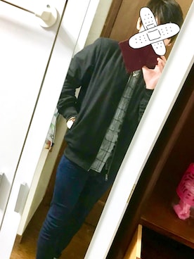 「ダニエルウェリントン」｜「アイテム（MA-1）」を使った、はやたろさん（メンズ・165cm）の冬コーディネート