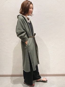 「トングサンダル」｜「アイテム（その他アウター）」を使った、erikaさん（レディース・162cm）の春コーディネート