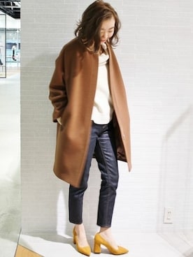 「アイテム（パンプス、イエロー系）」を使った、erikaさん（レディース・162cm）の冬コーディネート