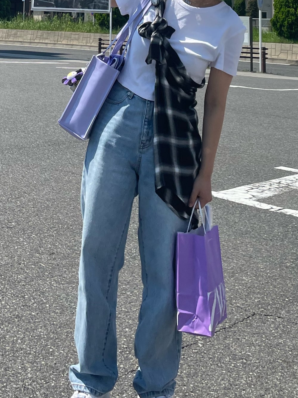 「休日コーデ、ootd、白Tシャツ、参戦服、WHO’S WHO gallery、ZARA、seeyouyesterday」｜「ZARAのアイテム（Tシャツ/カットソー、ホワイト系）」を使った、kotogramさん（レディース・155cm）の夏コーディネートの1枚目の写真