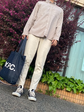 「H&M（エイチ・アンド・エム）のアイテム（シャツ/ブラウス、ホワイト系）」を使った、bitter0404さん（メンズ・176cm）の春コーディネート