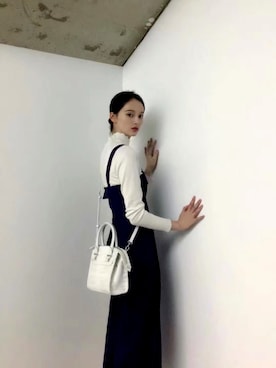 「New look（ニュールック）のアイテム（オールインワン・サロペット）」を使った、两颗门牙さん（レディース・165cm）の秋コーディネート
