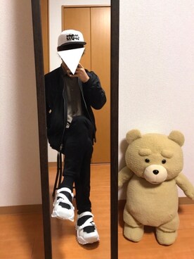 「Chocomoo（チョコムー）のアイテム（キャップ、ホワイト系）」を使った、pktさん（メンズ・171cm）の春コーディネート